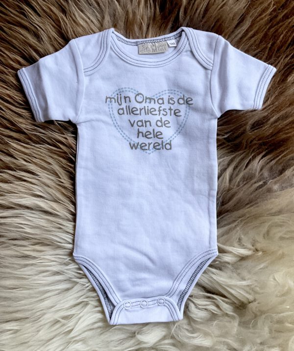Rompertje - Oma is de allerliefste - Wit/Olijfgroen